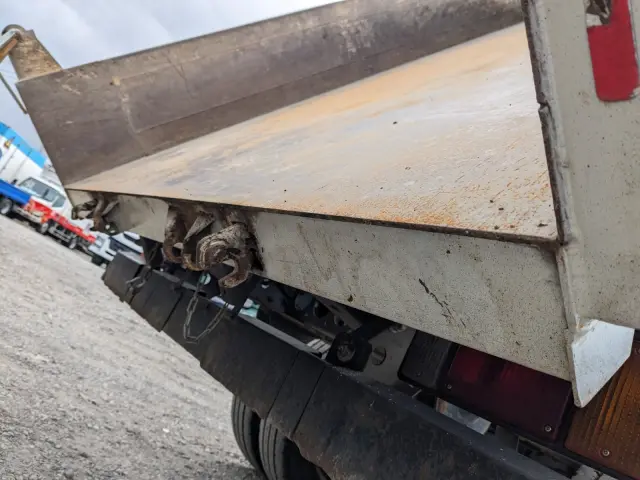 いすゞ エルフ TPG-NJR85AD(2WD)の写真10