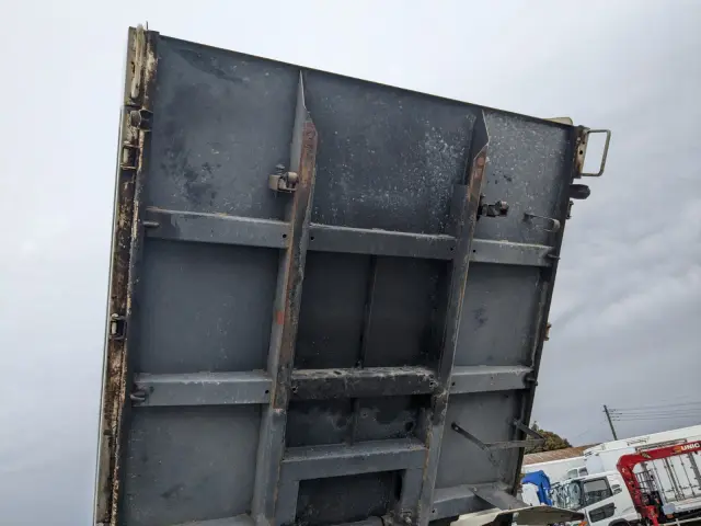 いすゞ エルフ TPG-NJR85AD(2WD)の写真18