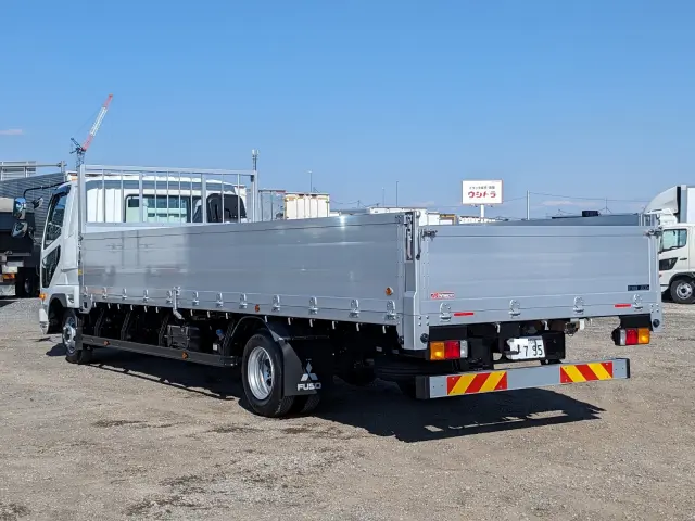 三菱 ファイター 2KG-FK62F(2WD)の写真3