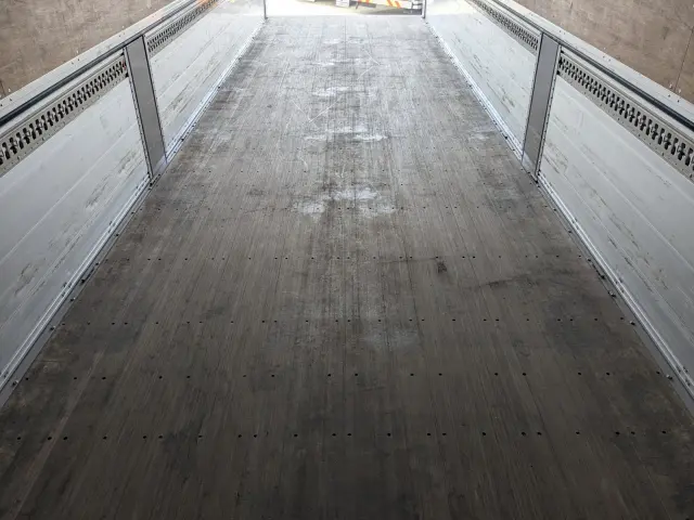 ＵＤ クオン 2PG-CD4FA(6x2)の写真18