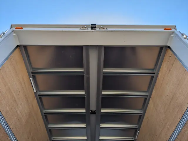 日野 レンジャー 2KG-FD2ABG(2WD)の写真10