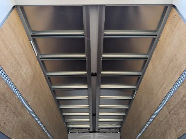 日野 レンジャー 2KG-FD2ABG(2WD)の写真12