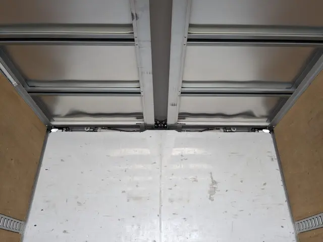 日野 レンジャー 2KG-FD2ABG(2WD)の写真14