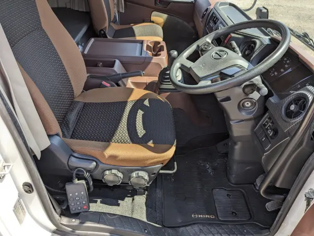 日野 レンジャー 2KG-FD2ABG(2WD)の写真24