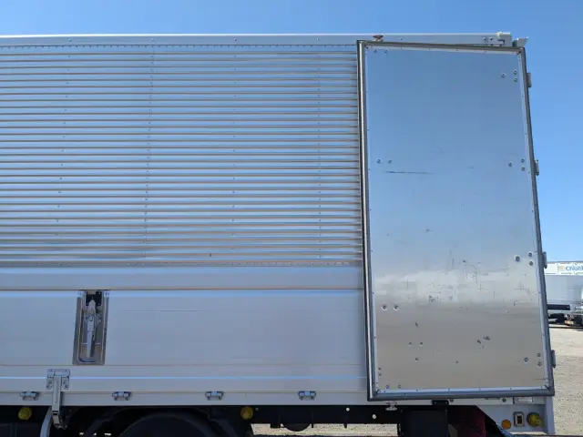 日野 レンジャー 2KG-FD2ABG(2WD)の写真41