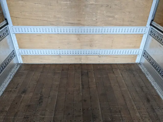 日野 プロフィア 2DG-FW1AHJ(8x4)の写真15