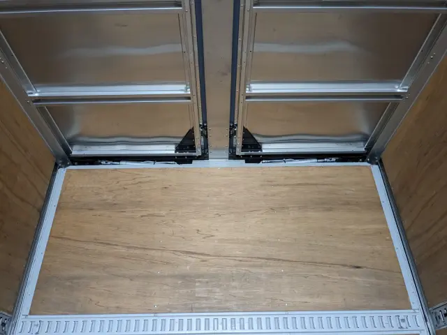 日野 プロフィア 2DG-FW1AHJ(8x4)の写真16