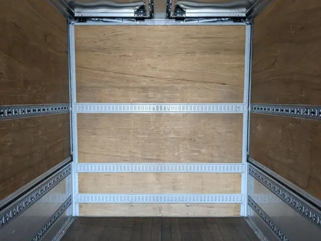 日野 プロフィア 2DG-FW1AHJ(8x4)の写真17