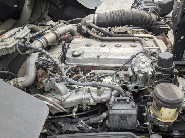 日野 プロフィア 2DG-FW1AHJ(8x4)の写真35