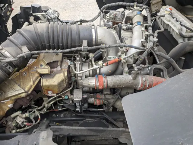 日野 プロフィア 2DG-FW1AHJ(8x4)の写真38