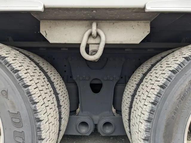 日野 プロフィア 2DG-FW1AHJ(8x4)の写真40