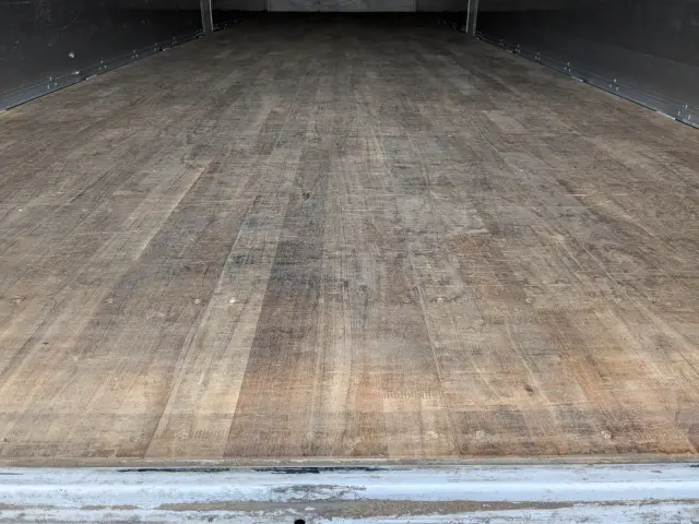 ＵＤ クオン 2PG-CG5CA(8x4)の写真15