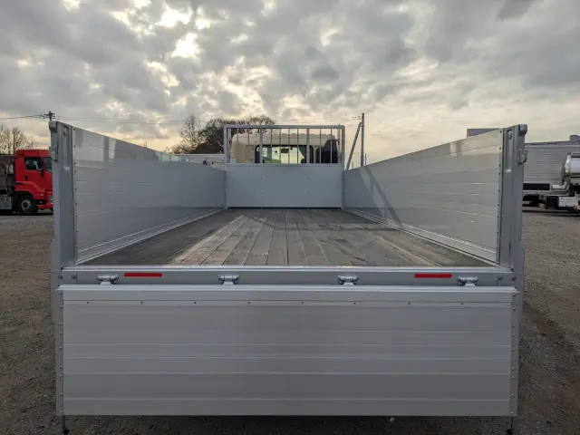 日野 レンジャー TKG-FD7JLAG(2WD)の写真9