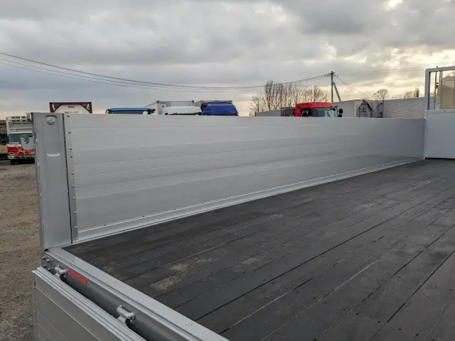 日野 レンジャー TKG-FD7JLAG(2WD)の写真16