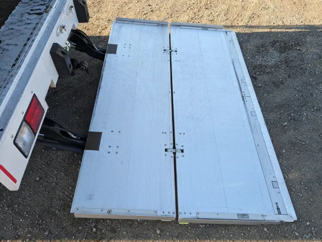 日野 レンジャー 2KG-FD2ABG(2WD)の写真10