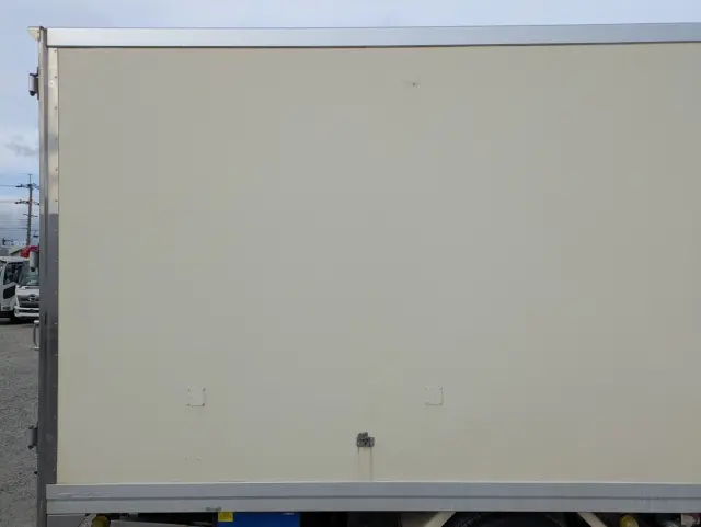 いすゞ フォワード 2PG-FRR90T2(2WD)の写真32