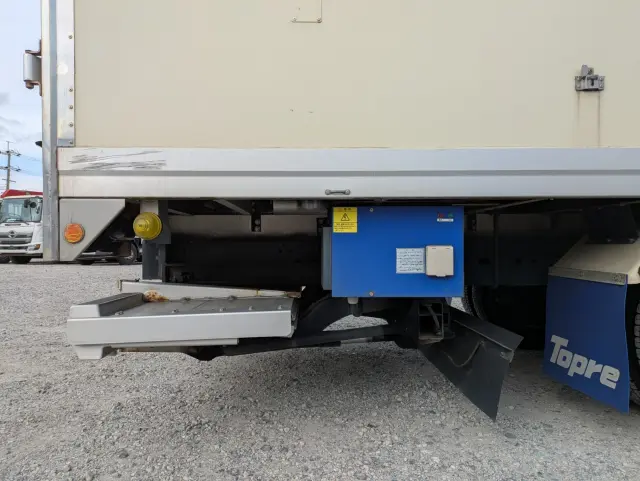 いすゞ フォワード 2PG-FRR90T2(2WD)の写真33