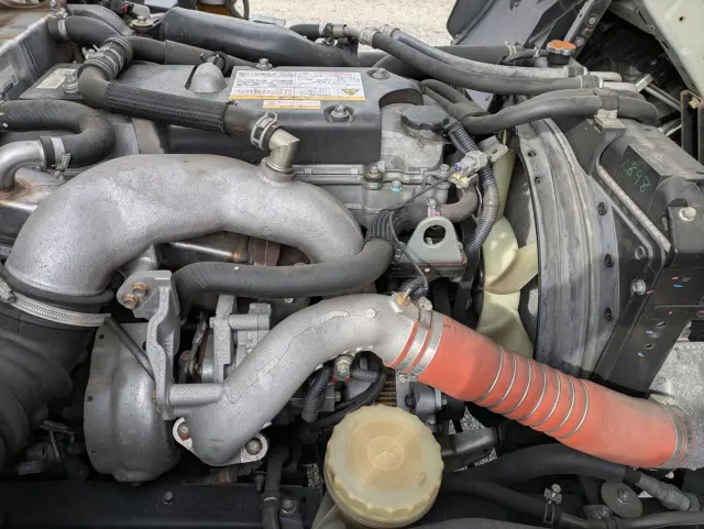 いすゞ フォワード 2PG-FRR90T2(2WD)の写真47