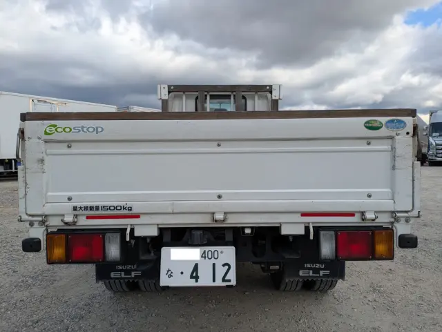 いすゞ エルフ TRG-NHR85A(2WD)の写真9