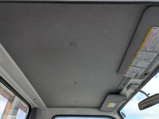 いすゞ エルフ TRG-NHR85A(2WD)の写真23