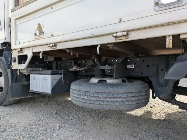 いすゞ エルフ TRG-NHR85A(2WD)の写真33