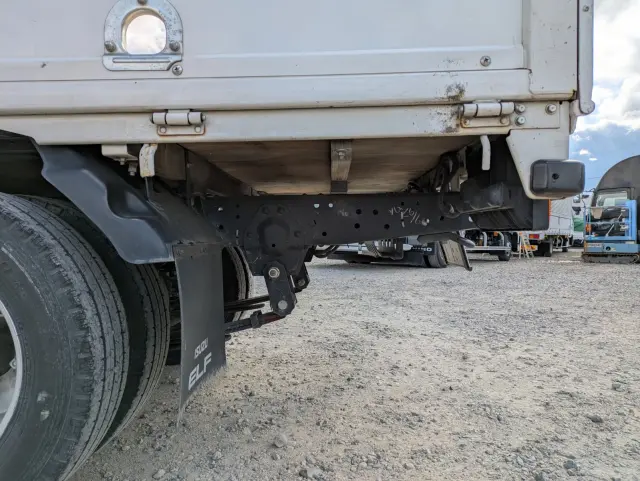 いすゞ エルフ TRG-NHR85A(2WD)の写真34