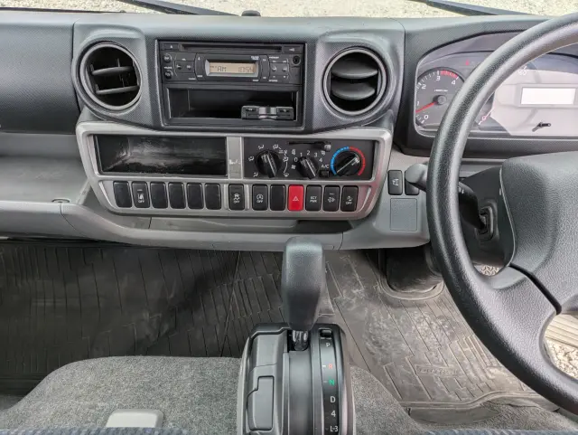 日野 デュトロ TPG-XZU605M(2WD)の写真18