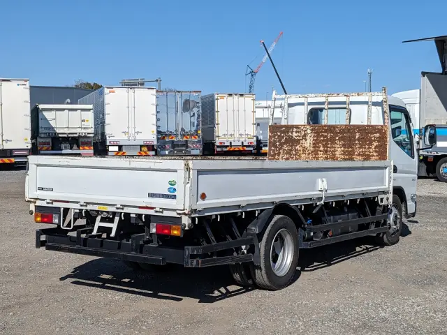 三菱 キャンター 2RG-FEAV0(2WD)の写真5