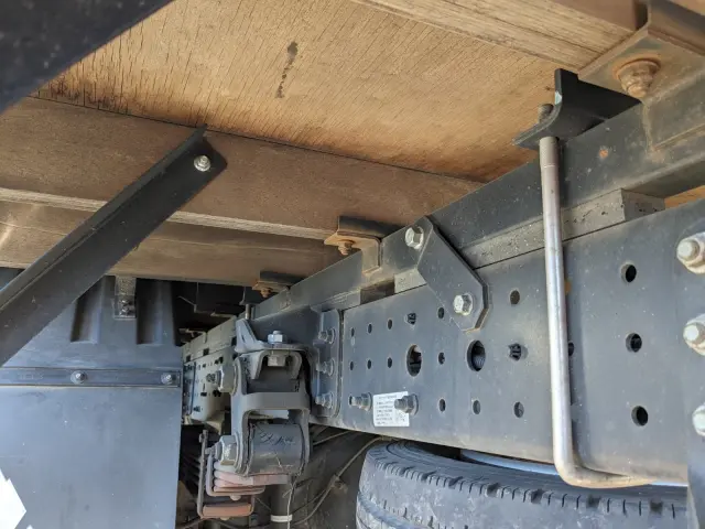 三菱 キャンター 2RG-FEAV0(2WD)の写真18