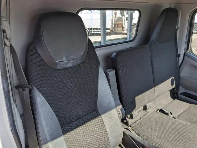 三菱 キャンター 2RG-FEAV0(2WD)の写真22