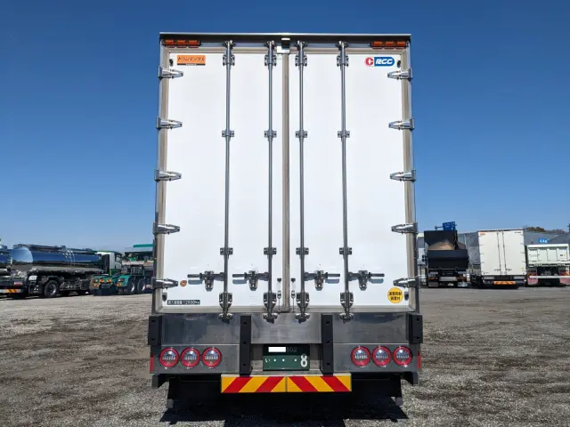 日野 プロフィア 2DG-FW1AHJ(8x4)の写真5