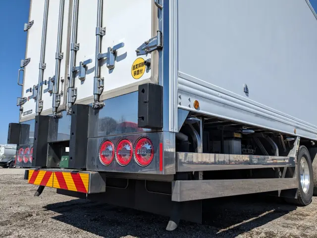 日野 プロフィア 2DG-FW1AHJ(8x4)の写真6