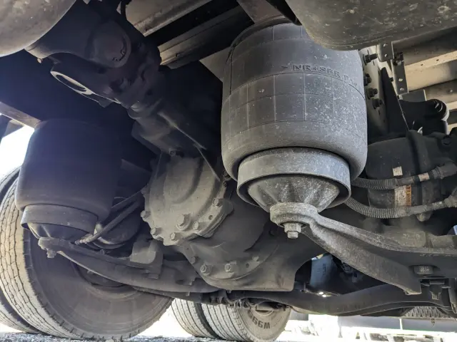 日野 プロフィア 2DG-FW1AHJ(8x4)の写真20