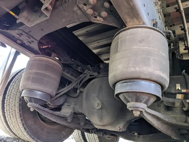 日野 プロフィア 2DG-FW1AHJ(8x4)の写真21