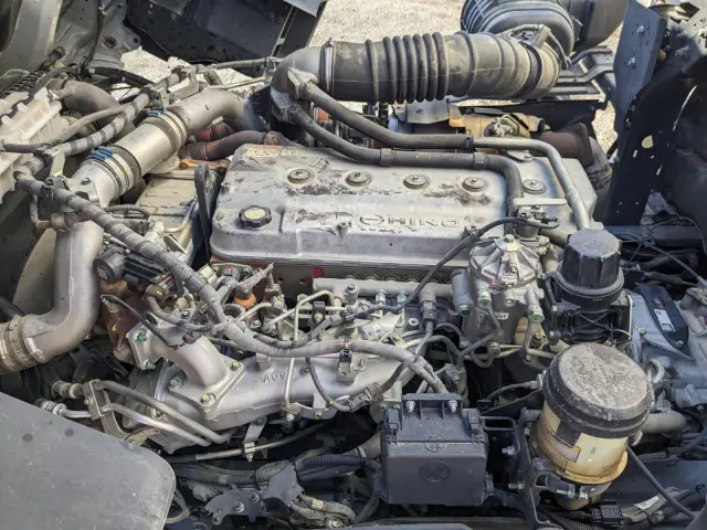 日野 プロフィア 2DG-FW1AHJ(8x4)の写真33