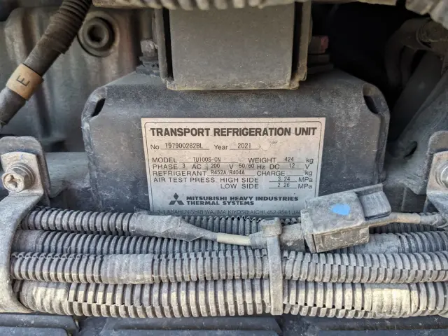 日野 プロフィア 2DG-FW1AHJ(8x4)の写真42