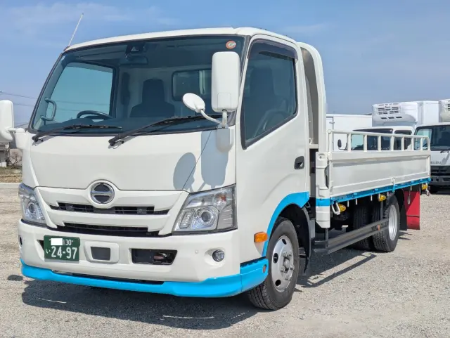 日野 デュトロ 2RG-XZC710M(2WD)の写真1