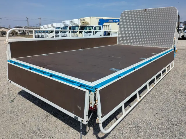 日野 デュトロ 2RG-XZC710M(2WD)の写真16