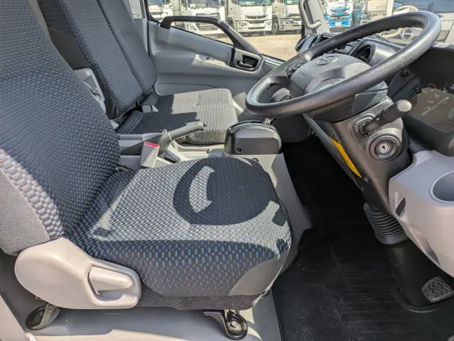 日野 デュトロ 2RG-XZC710M(2WD)の写真23