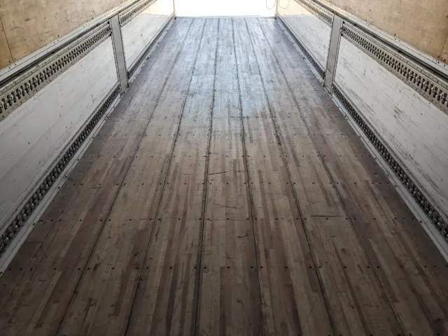 いすゞ ギガ QKG-CYJ77A(8x4)の写真19