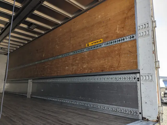 いすゞ ギガ QKG-CYJ77A(8x4)の写真20