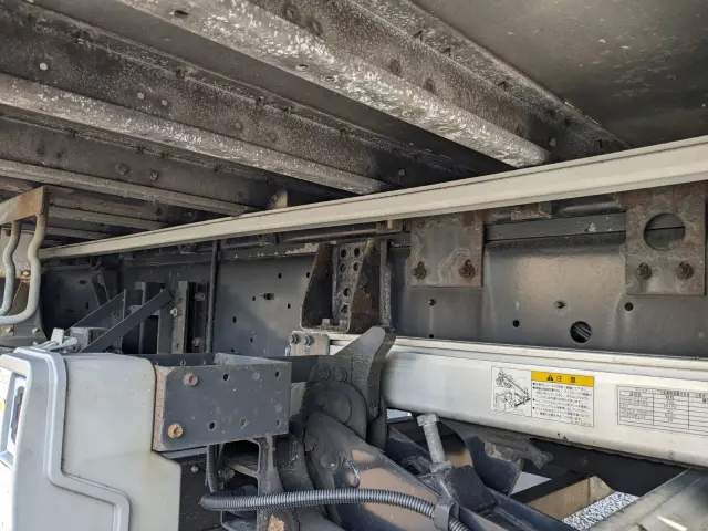 いすゞ ギガ QKG-CYJ77A(8x4)の写真31