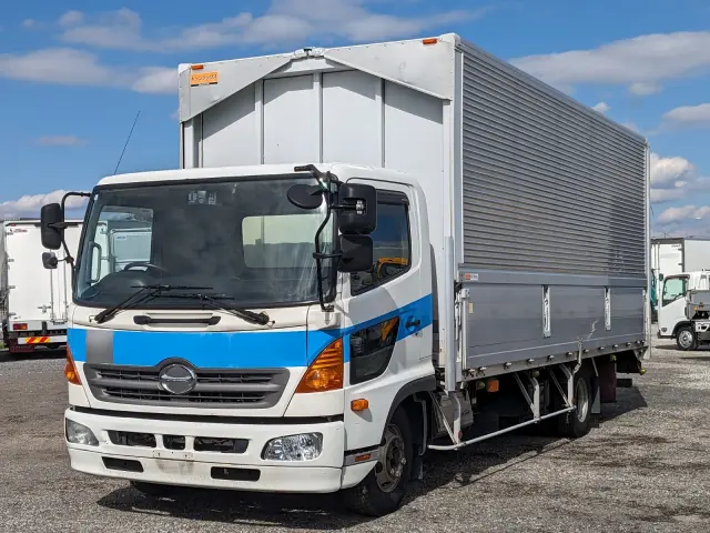 日野 レンジャー TKG-FC9JKAG(2WD)の写真1