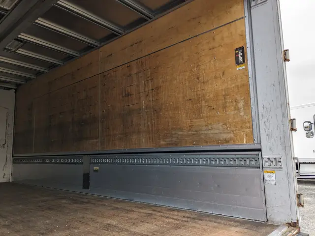 日野 レンジャー LKG-FJ7JKAG(2WD)の写真15