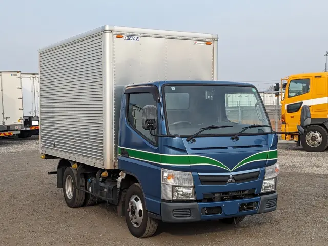 三菱 キャンター TPG-FBA20(2WD)の写真3