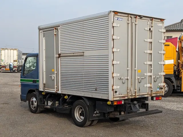 三菱 キャンター TPG-FBA20(2WD)の写真4