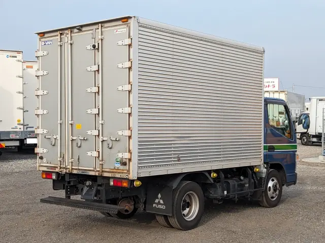 三菱 キャンター TPG-FBA20(2WD)の写真5
