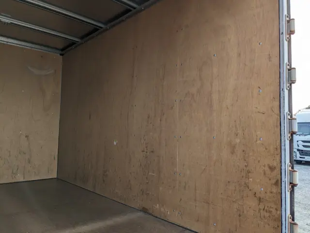 三菱 キャンター TPG-FBA20(2WD)の写真18