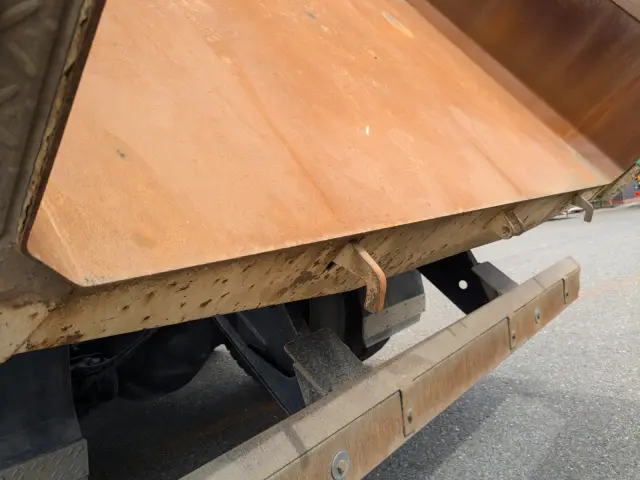 いすゞ ギガ QKG-CXZ77AT(6x4)の写真9