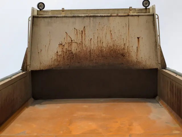 いすゞ ギガ QKG-CXZ77AT(6x4)の写真15